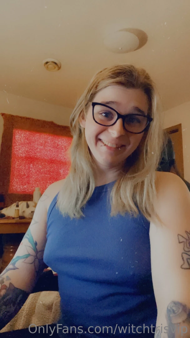 Feels so naughty to play with these at work if i can get some tips i part 5 