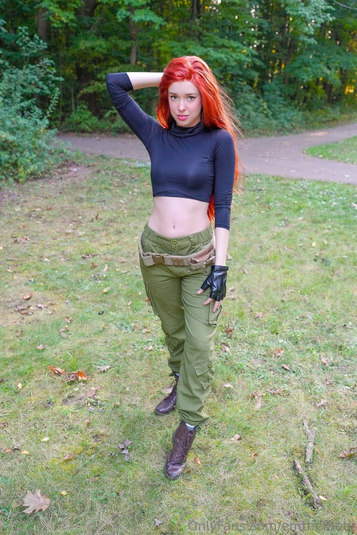Day 6 of 31 days of cosplay for fae-o-ween kim possible is here part 7 