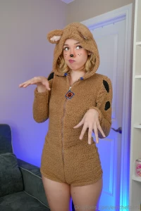 Day 5 of 31 days of cosplay for fae-o-ween it s scooby-doo himself