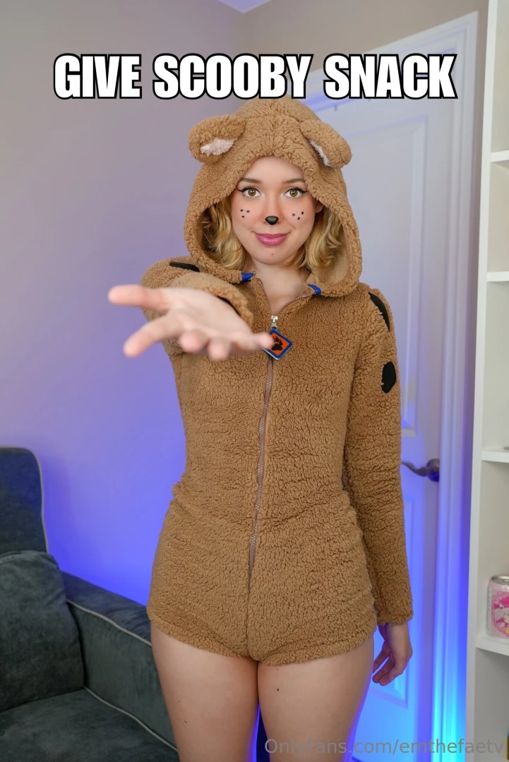 Day 5 of 31 days of cosplay for fae-o-ween it s scooby-doo himself part 2 