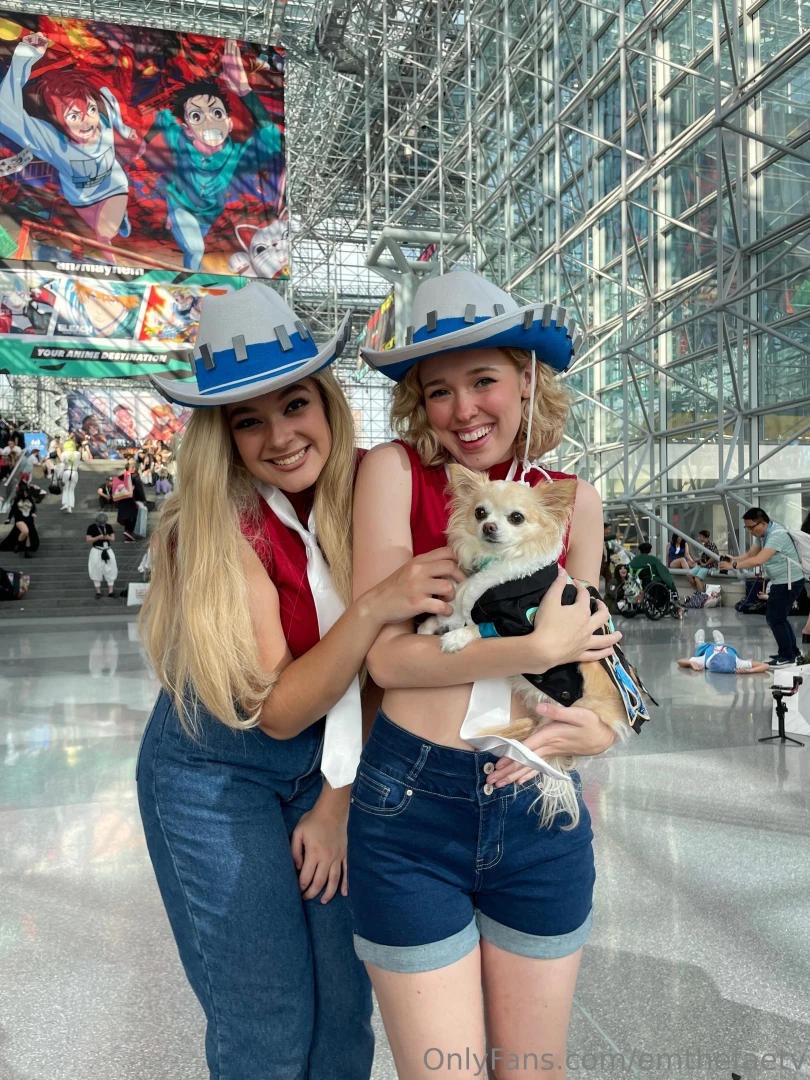 Photo dump from anime nyc 2024 soooo much fun part 6 