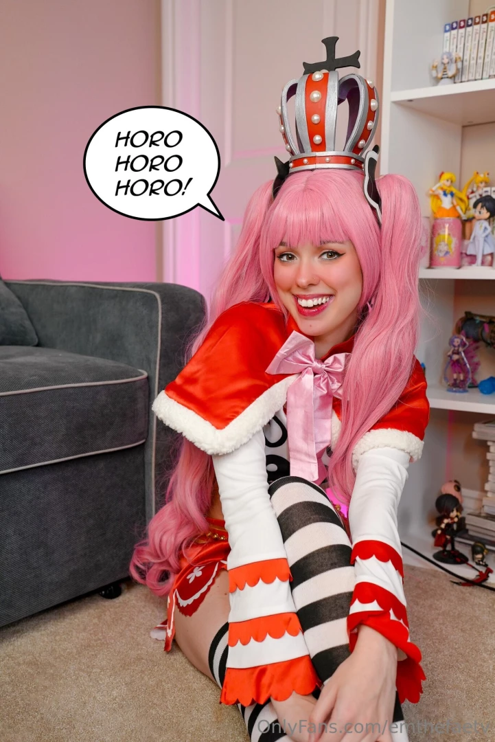 Day 23 of 31 days of cosplay for fae-o-ween ghost princess perona from part 2 