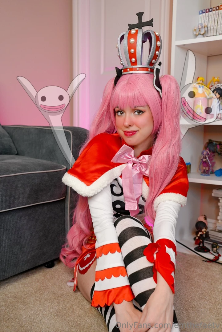 Day 23 of 31 days of cosplay for fae-o-ween ghost princess perona from 