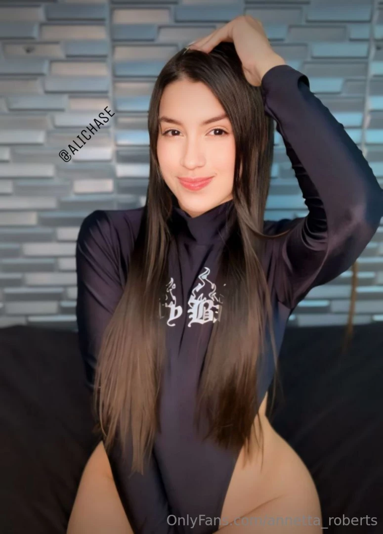 Alichase exotic sexy curvy babe dm to chat curvy roads lead to part 29 