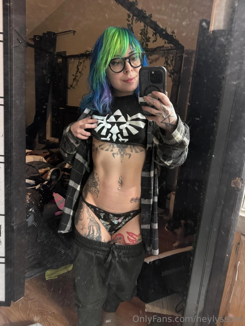 Been a while since we had a tummy appreciation post 1 like 1 tummy 