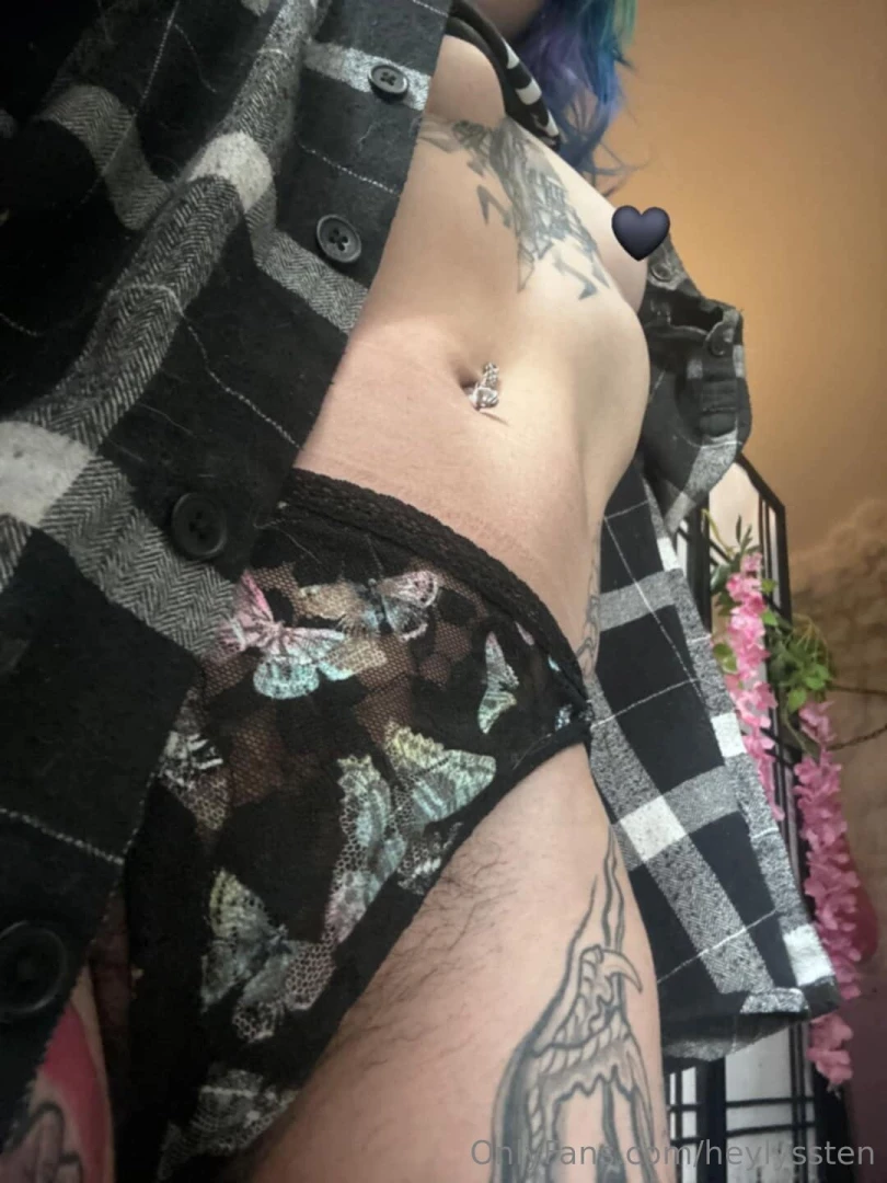 A lil treat for my bush lovers lt 3 