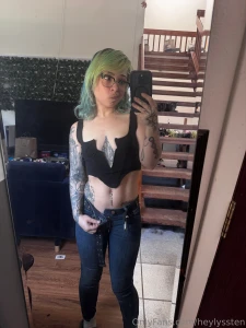 Guess the color of my undies part 1