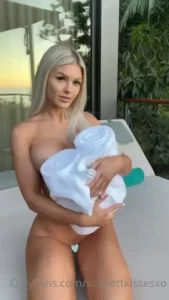 I fucked my butler in mexico javy2 go check your dm to see the entire