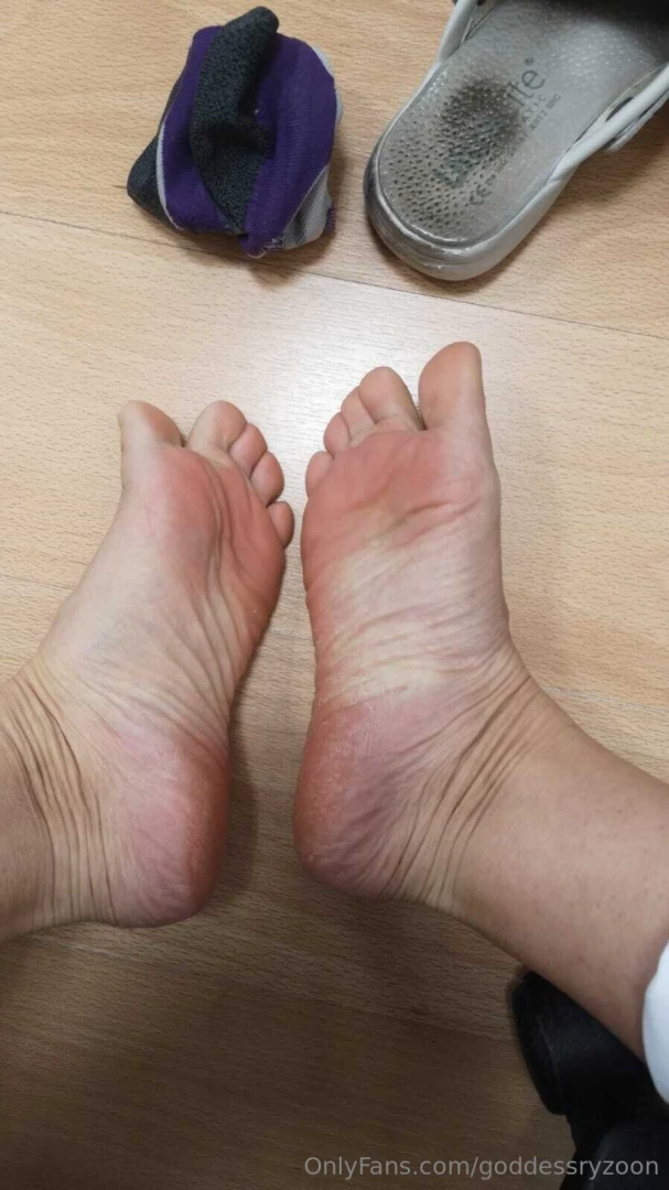 Do you suck them they re very sweaty and i d like a tongue in there part 1 