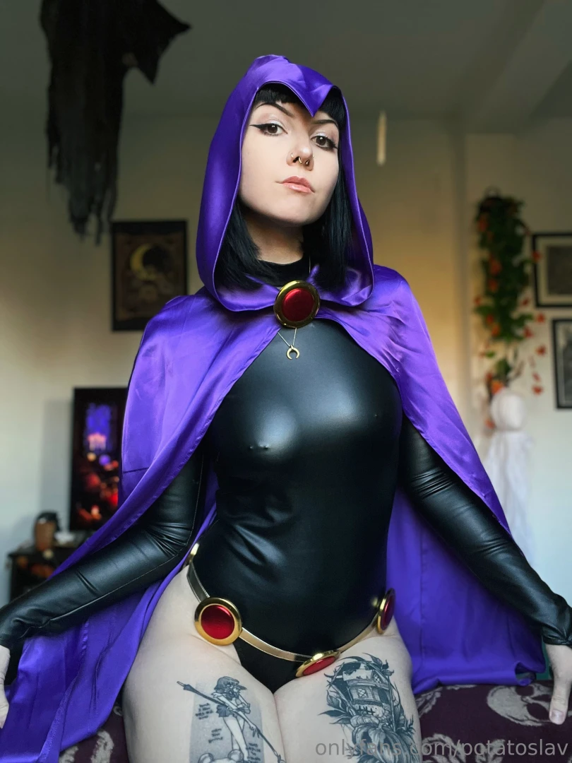 Double whammy tonight - teaser for the raven set i have a whole bunch 
