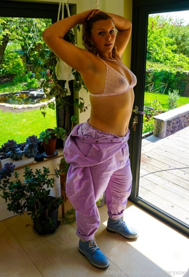 Swipe to play the undress me game spoiler the prize is boobs x part 2 