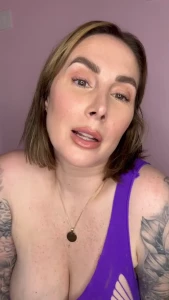 Hi babe i recorded this slow sexy and sensual 10 minutes play time for