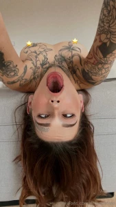 Pov to en z tv ho pohledu jako bys mi ukal pusinku zat m co j jsem