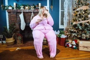 I couldn t resist santa s cookies and milk part 4