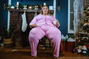 I couldn t resist santa s cookies and milk