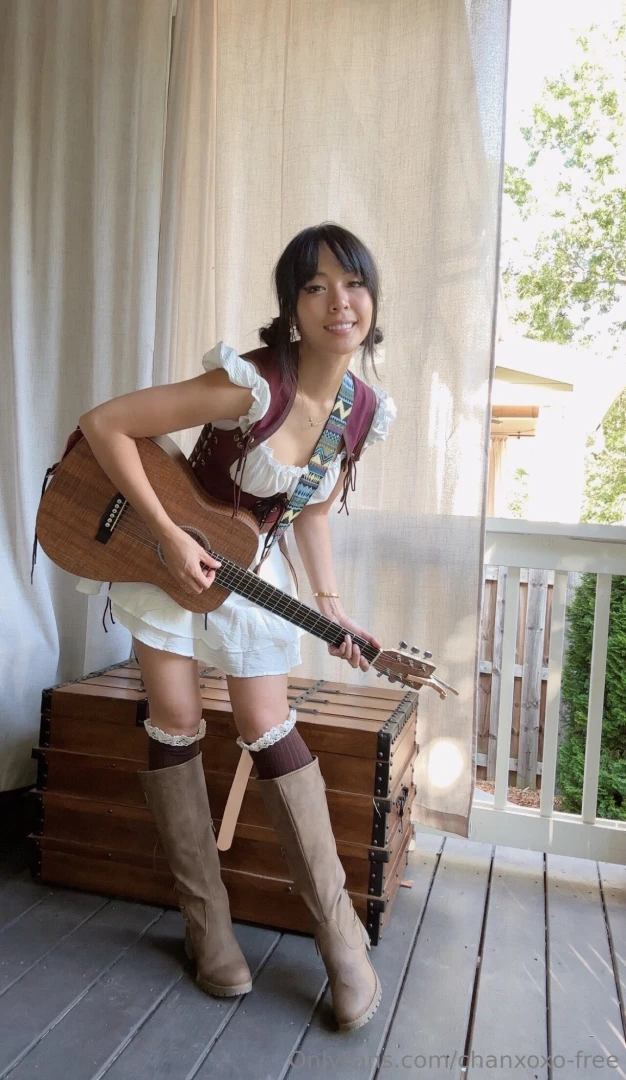 Wanna see a bard girl seduce you at the tavern vip chanxoxos fans got part 2 