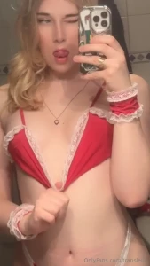 Https onlyfans com allyssat she is a super hot ts with a very part 1