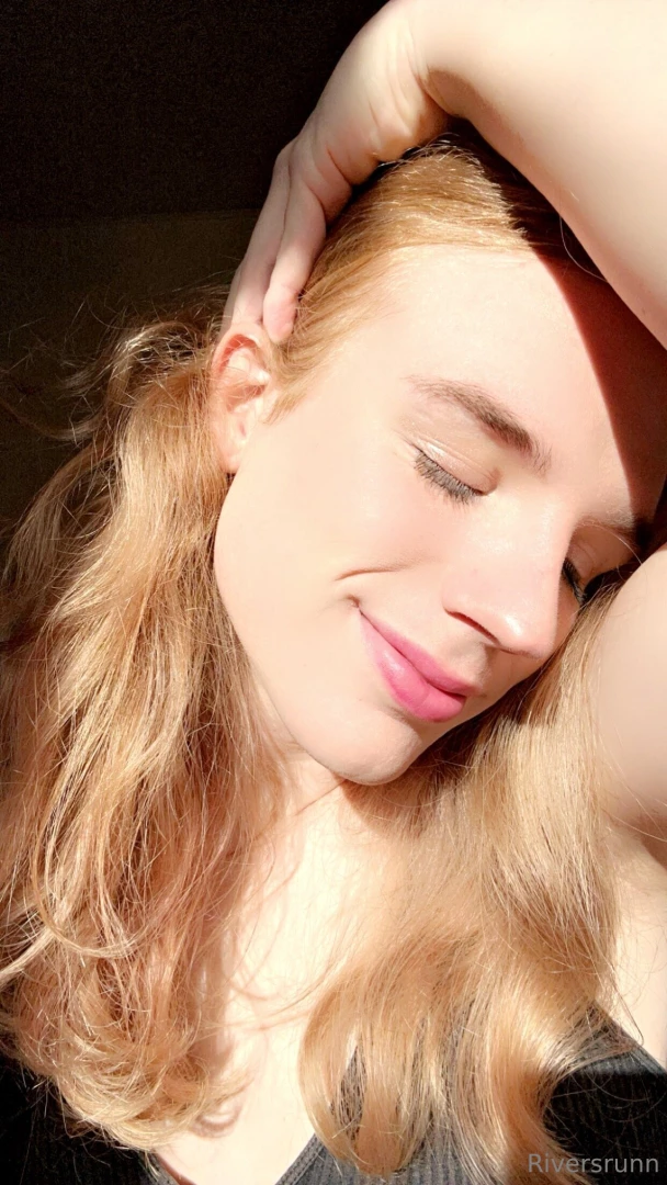 Literally living for the sun anyone with a lake house i need a tan 