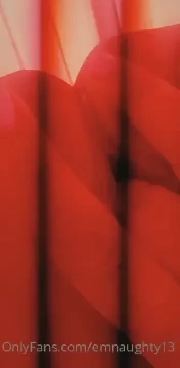 Naughty tanning bed fun it s hard not to want to rub one out 