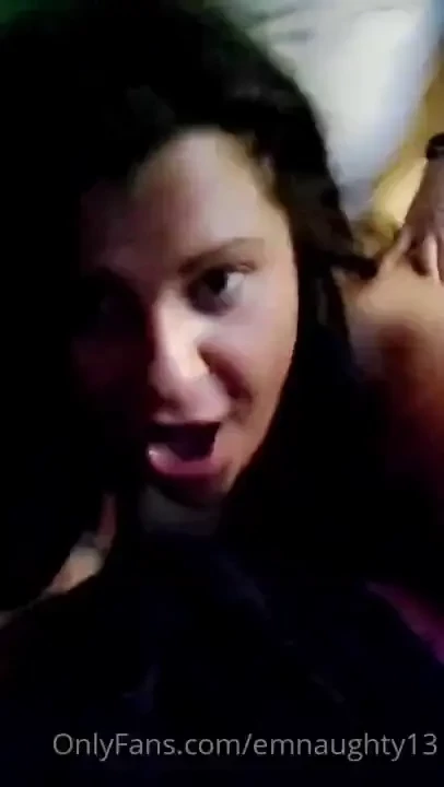 I love doggy style and a nice cumshot to the face 