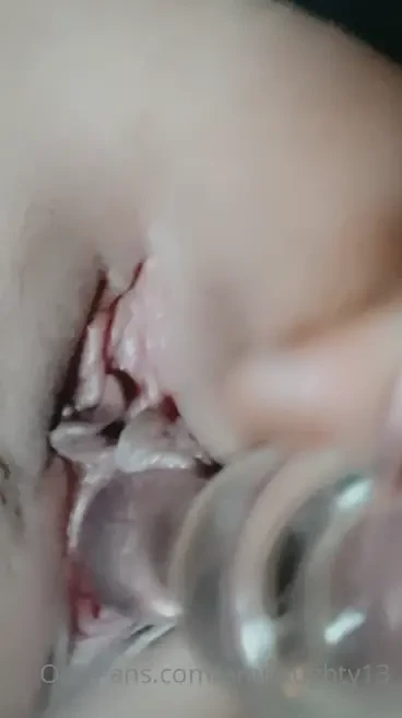 I love my cold glass toy in the morning 