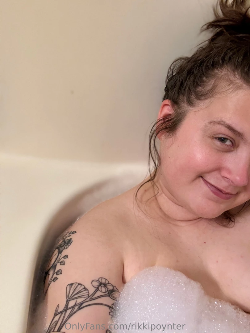 Very bummed out my new apartment doesn t come with a tub if i had 