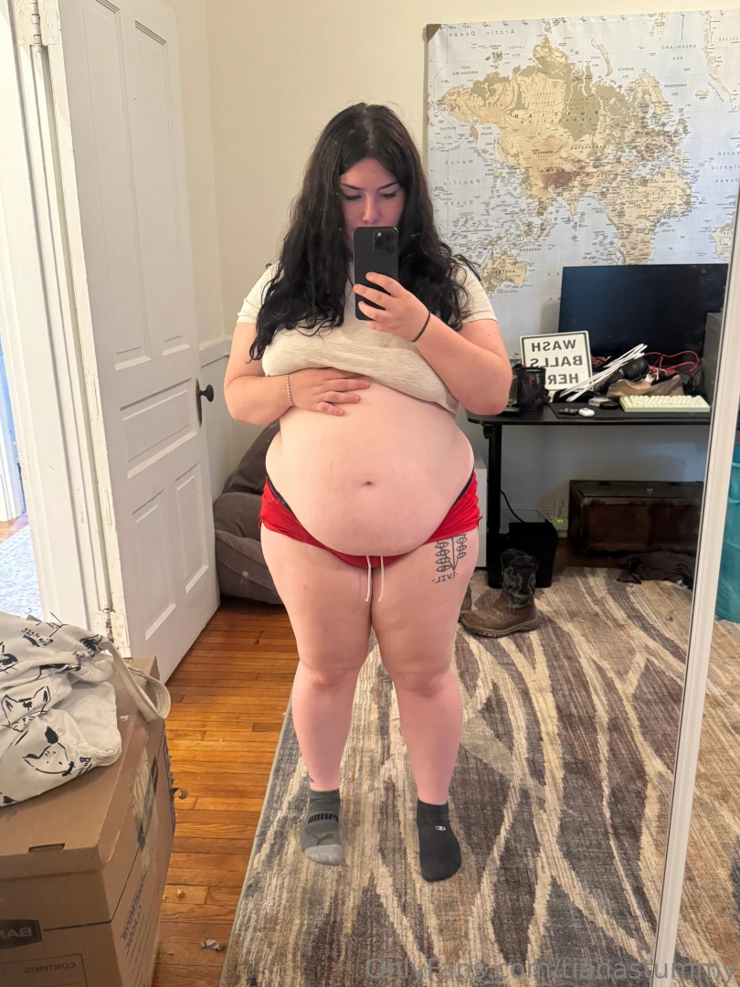 Hi sorry everyone im here a lil early for wide girl wednesday 3 part 6 