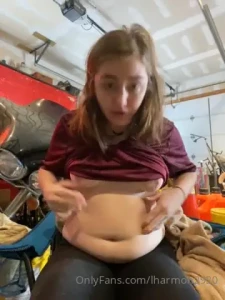 Sorry there are two videos to this my sister ran into the garage while