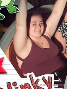 Ignore my face but you can obviously tell hot my belly is getting in part 2