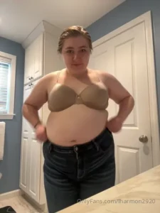 Just a quick belly play in new jeans my mom thought i was a size 16