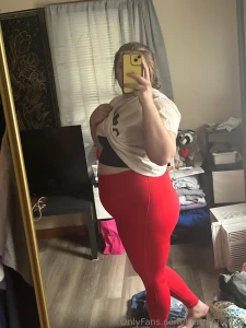 My wym clothes just make me look so round sorry for the low quality part 1