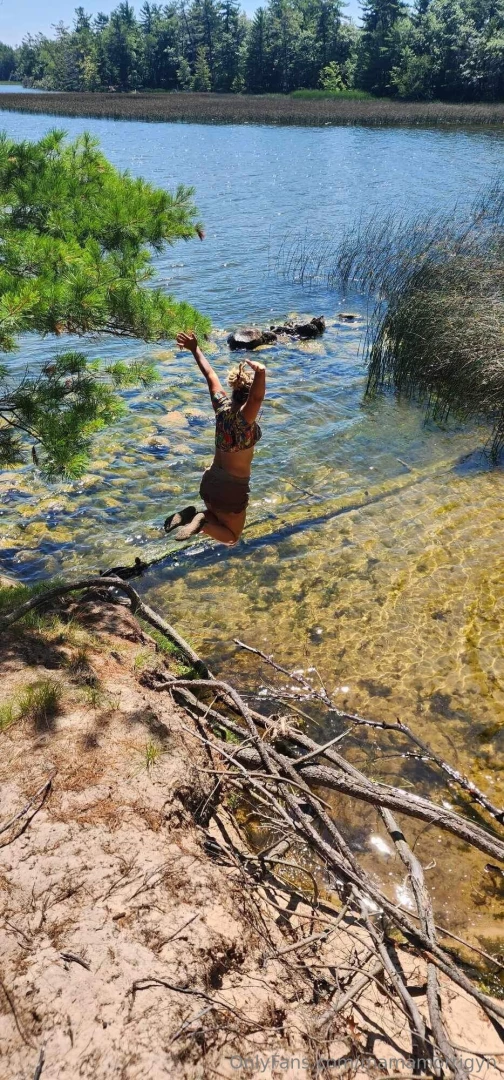 Ahh i love a beautiful summer day to kayak and jump in a lake now i part 3 