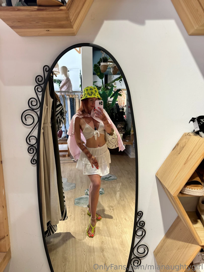 You like my look baby 