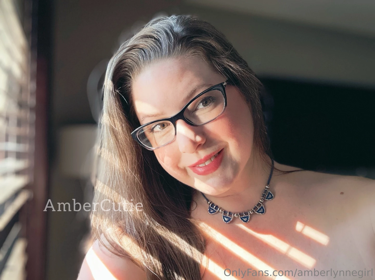 I was in a glamour shot type mood i guess anywho just a reminder to part 1 