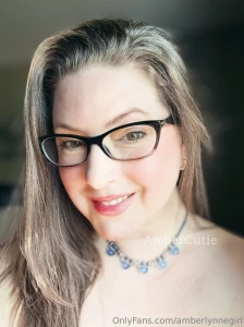 I was in a glamour shot type mood i guess anywho just a reminder to part 2