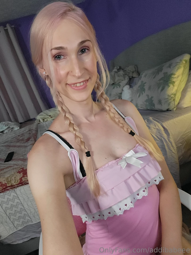 Live on chaturbate com addibabeee 