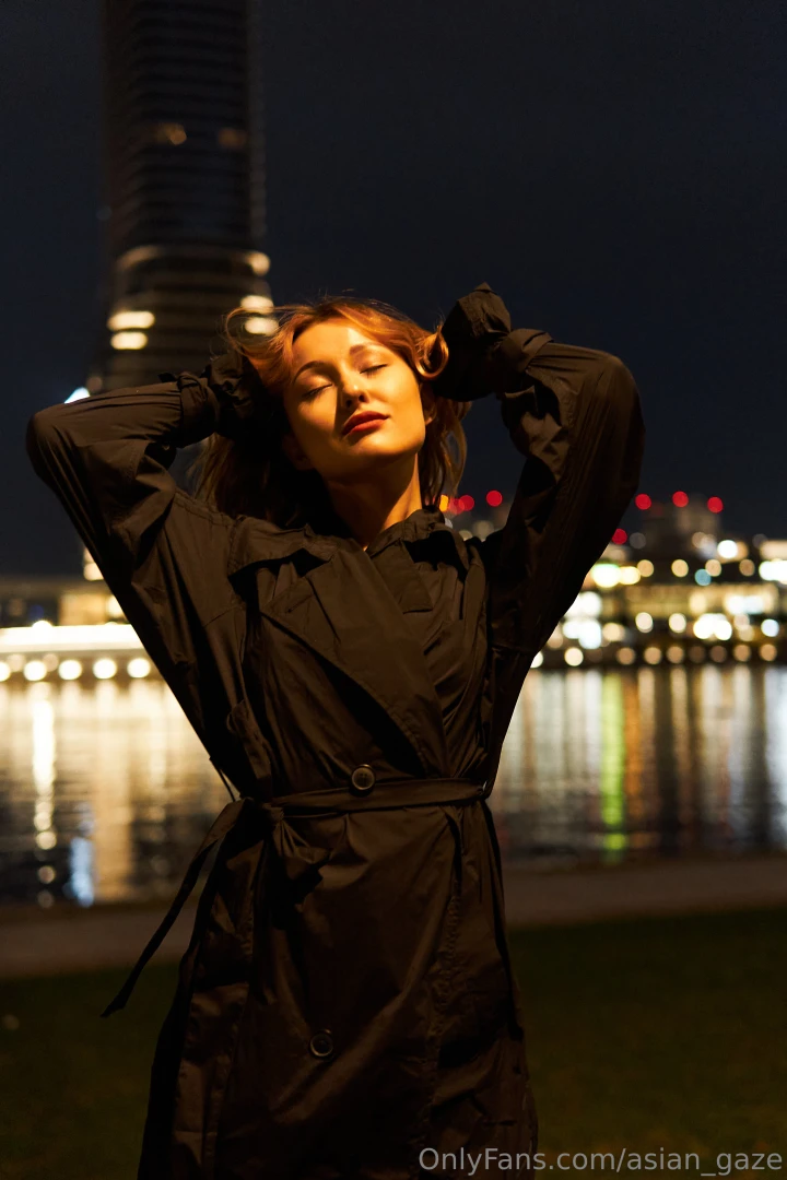 Alright so picture this - the night city all lit up like a christmas 