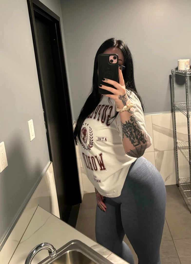 Am i looking thiccccc yall 