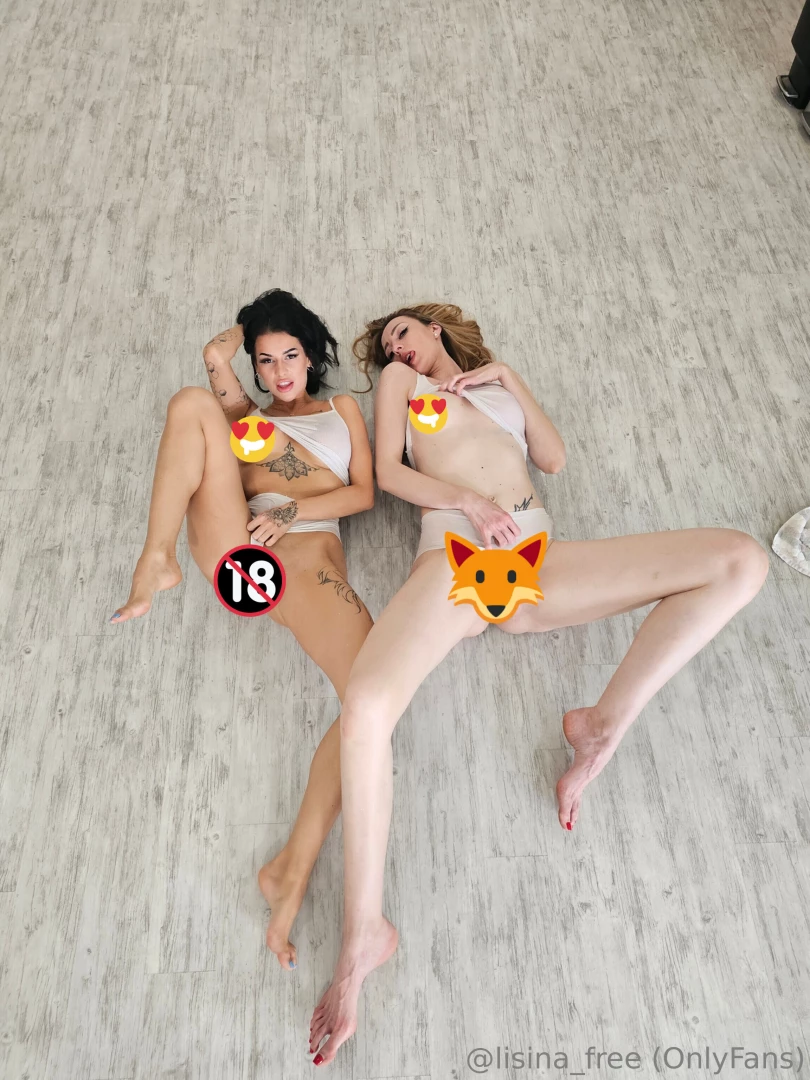 Make us wet please we need your cum with karinkapedro 