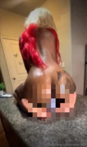 When i get horny i ll fuck my self anywhere