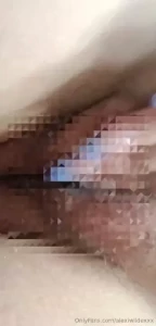 Wow my pussy is so wet i love playing with myself when i m dripping