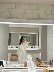 Who wants to give me a massage in return i ll give you one