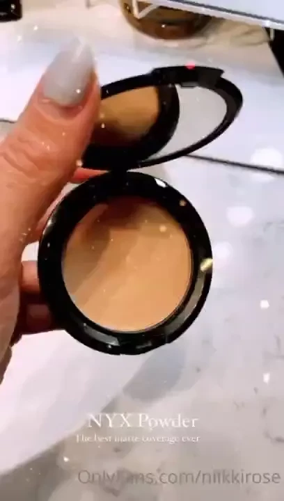 Make up swipe over to see my quick amp easy everyday make up routine 