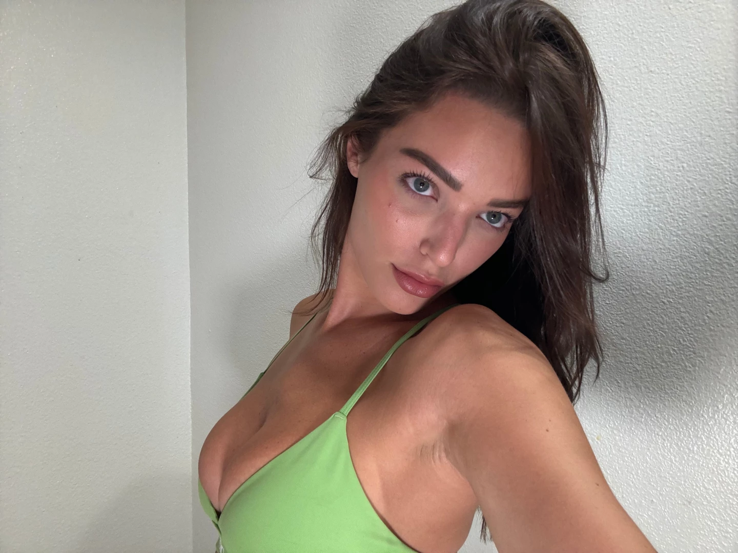 Bored and horny hehe hmu lt 3 part 1 