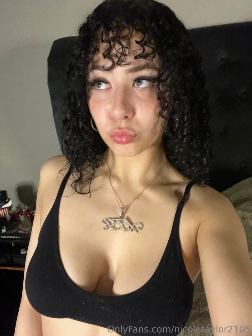 Starting the naky livestreammmmm come play with me part 2 