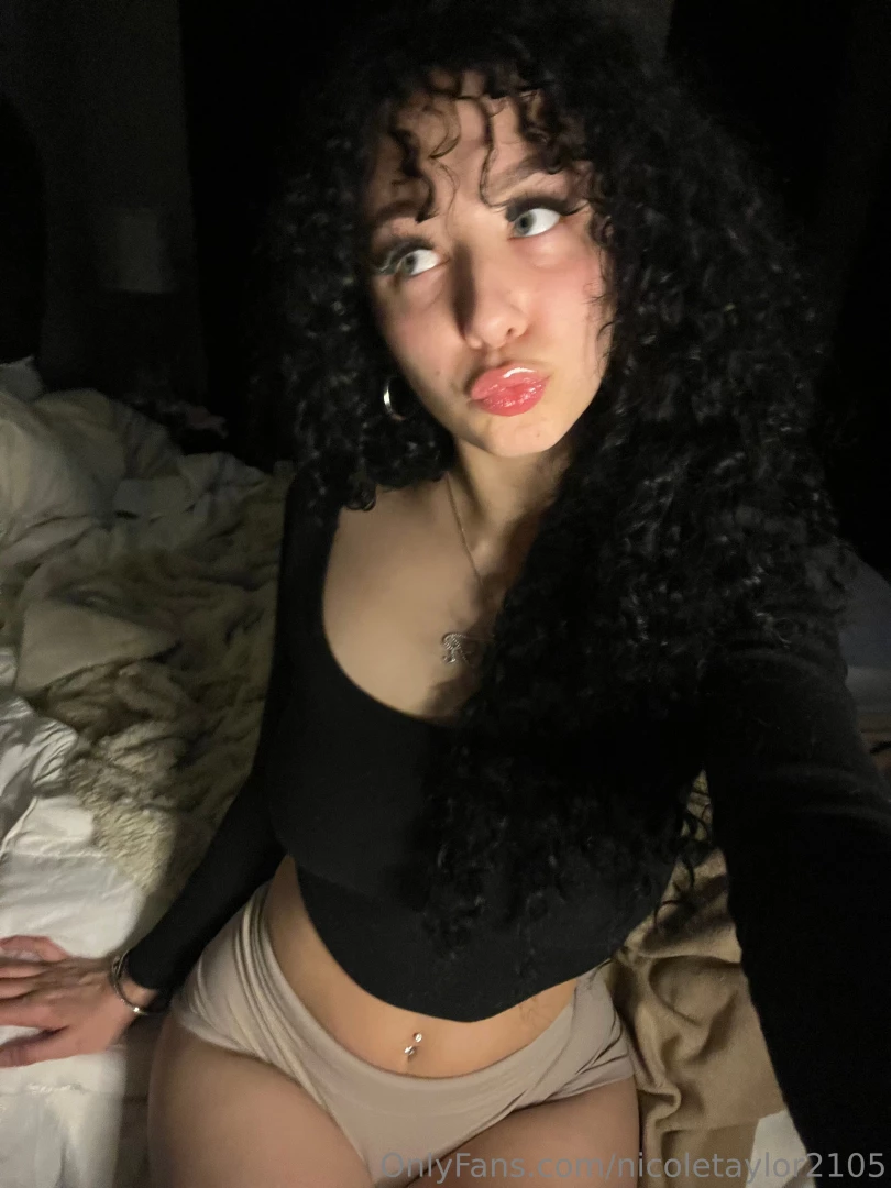 I started the naky liveeeestream come play with me part 1 