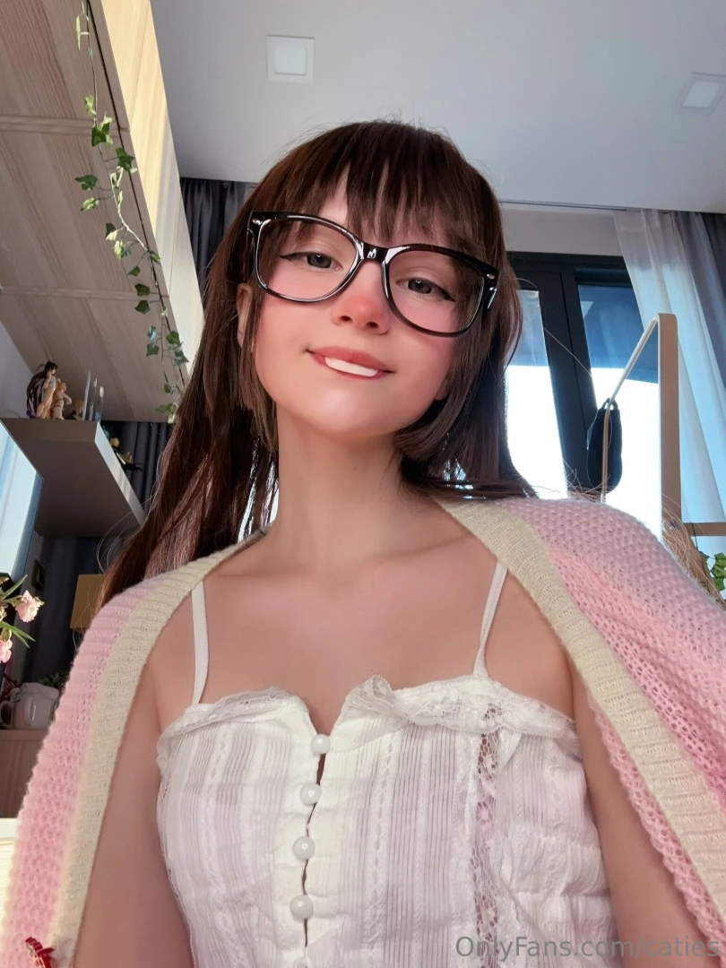 Guess this cosplay correctly in my dms amp win a prize 