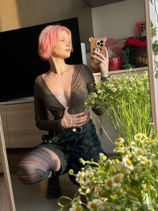 Be my sunshine while i make it rain dm me