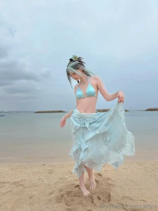 It s hot af out here