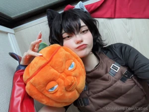 Swipe to say hi to my friend part 1